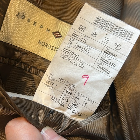 Joseph Abboud Sport Coat (41L) - Picture 5 of 9